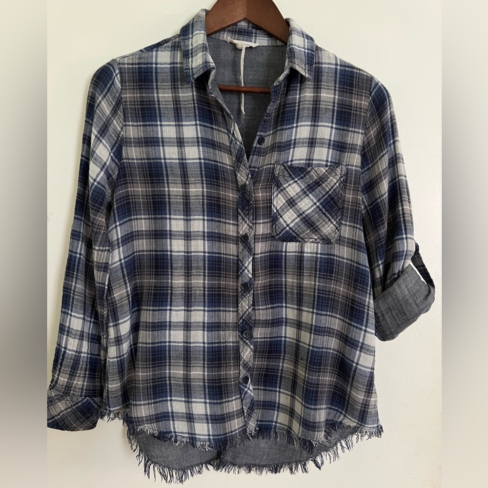 beachlunchlounge Plaid Button Down 100% Cotton Frayed Shirt, Size S